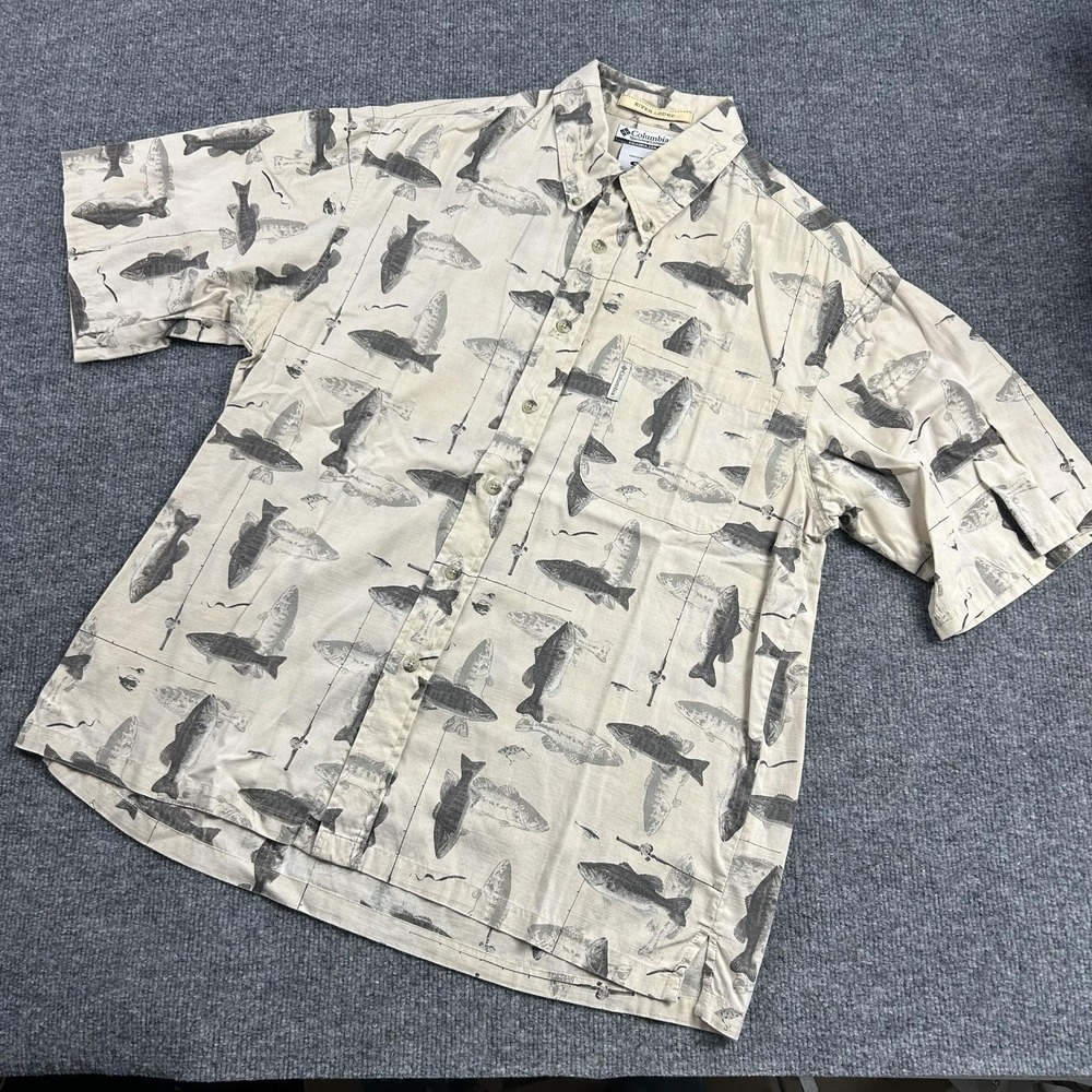 Columbia Shirt Mens Medium Beige Fishing Short Sleeve River Lodge Button Up